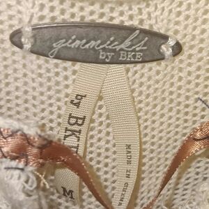 Gimmicks by BKE Cream Knit Top